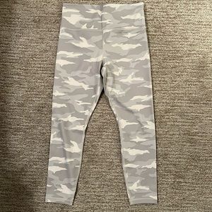 ATHLETA Elation Camo 7/8 tight. Like new. Size M. Smoke free home.